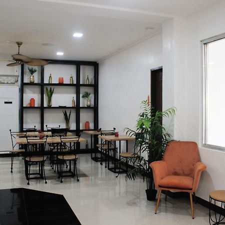 Travelbee Capitol Inn Cebu Ngoại thất bức ảnh