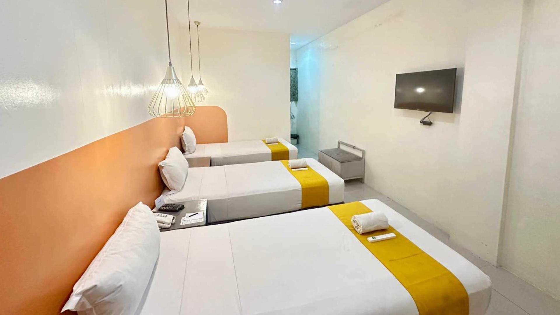 Travelbee Capitol Inn Cebu Ngoại thất bức ảnh